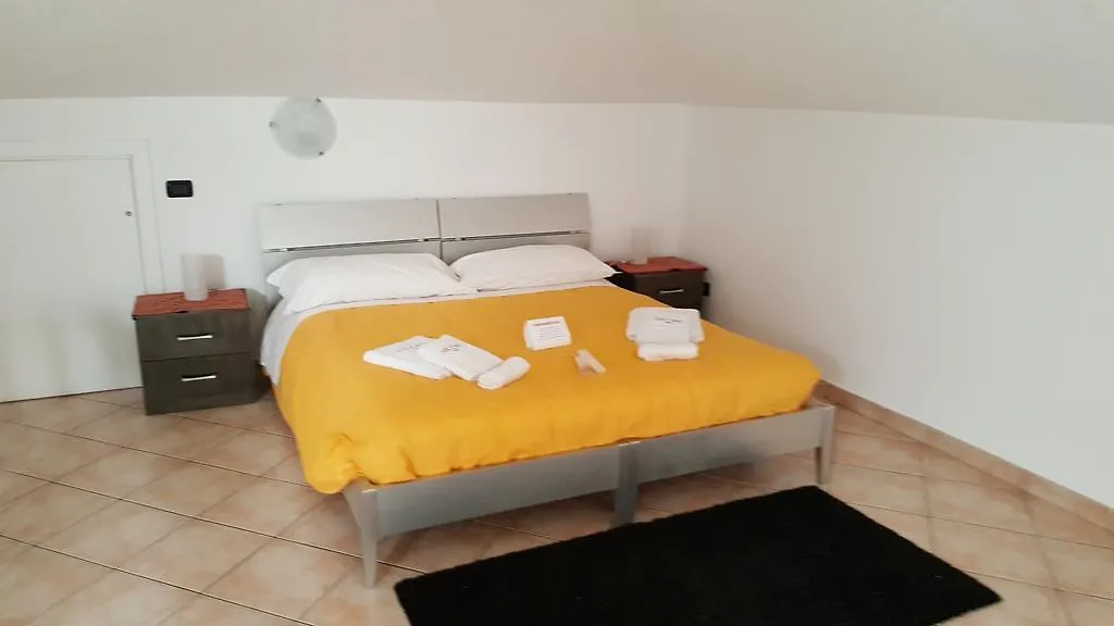 *** Guest house Arooms Affittacamere Bergamo Italy